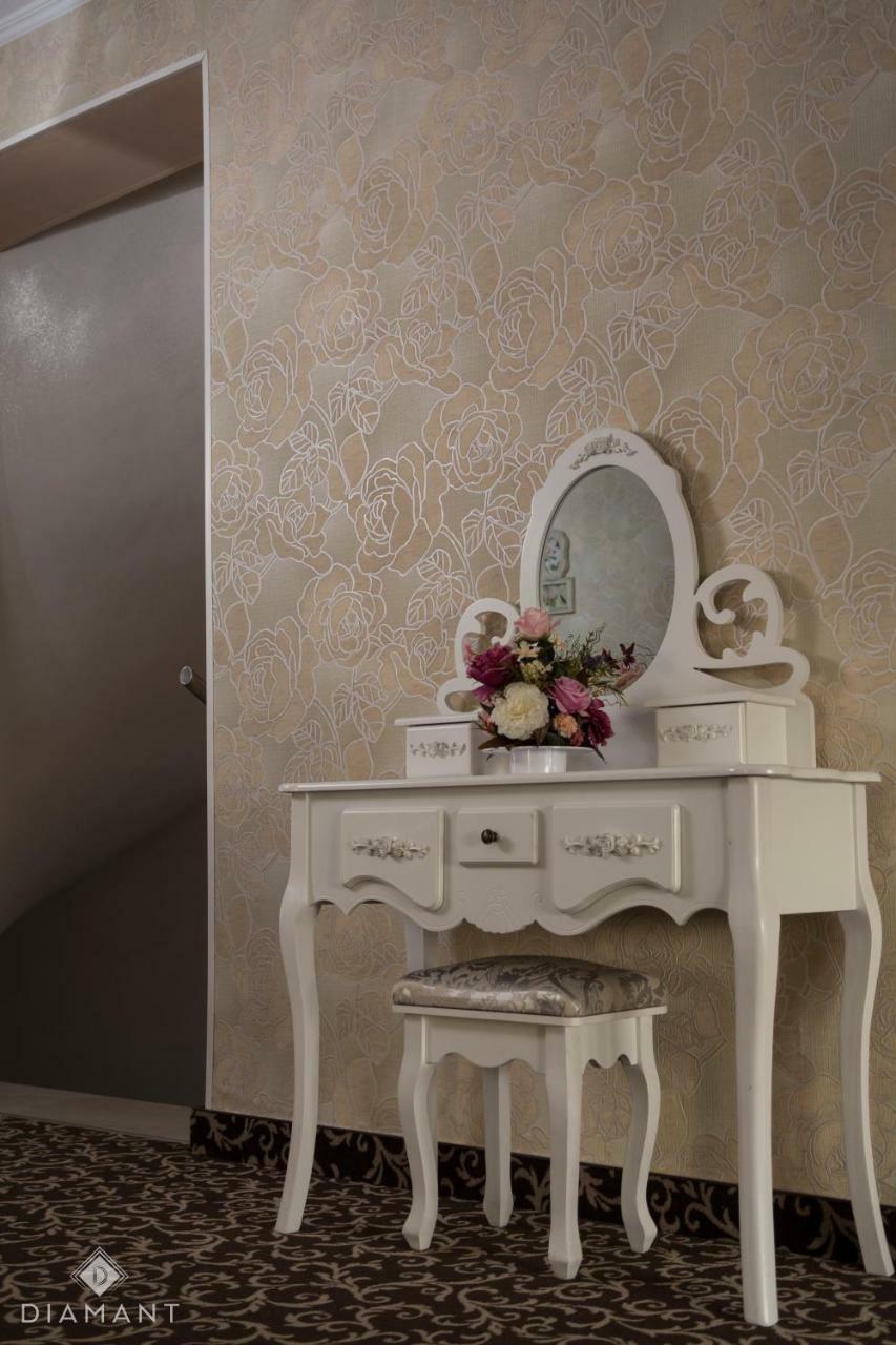 Pensiunea Diamant Ghimbav Экстерьер фото